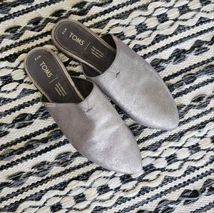 Toms Jutti Pewter Metallic Leather Mule Slip On sz 7.5